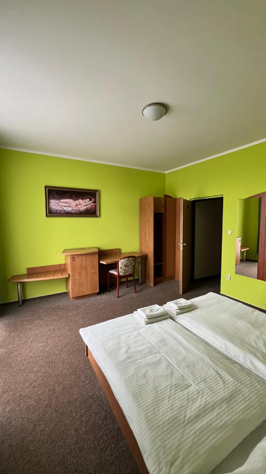 Grandhotel Nový Bor Kültér fotó