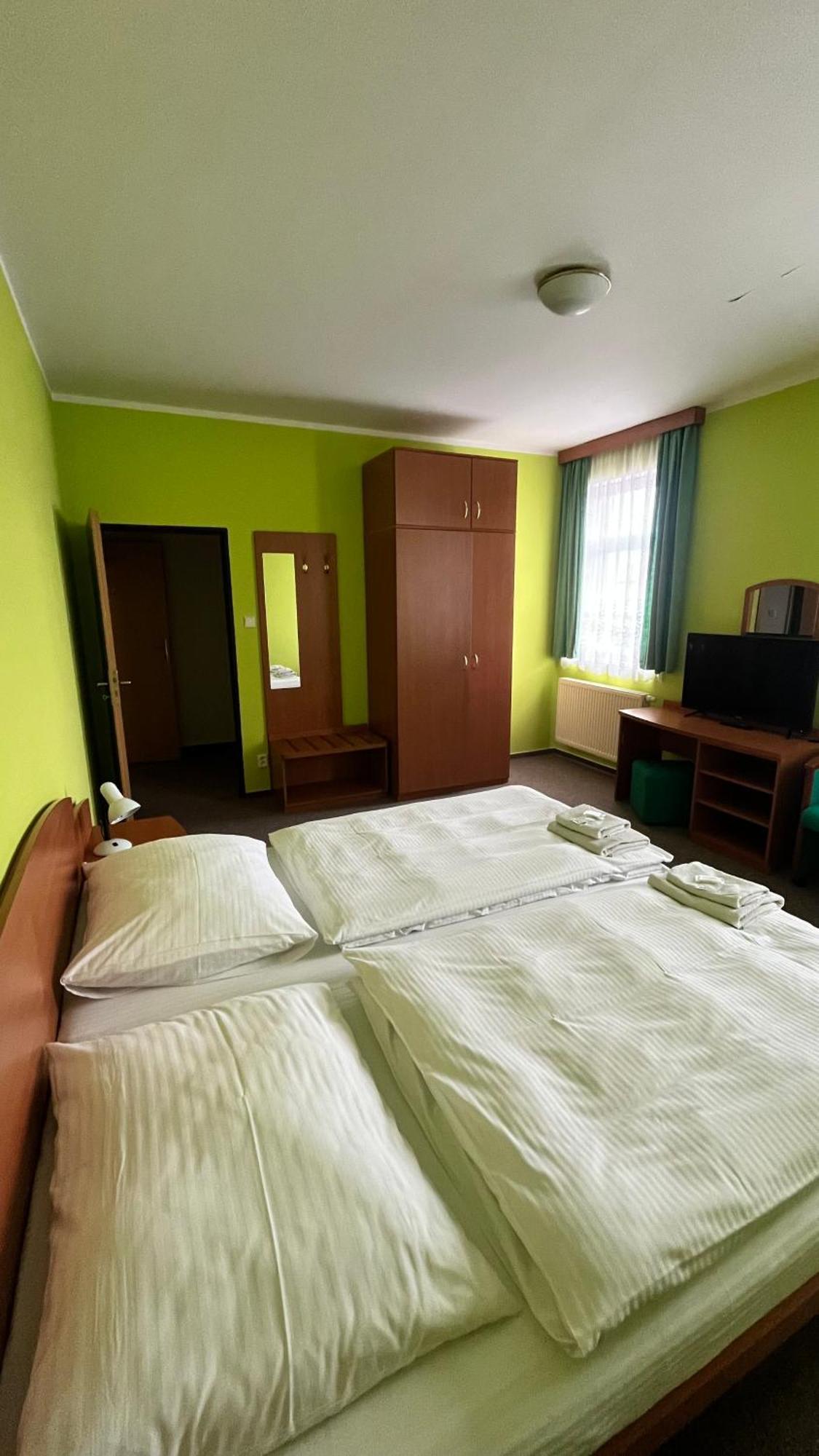 Grandhotel Nový Bor Kültér fotó
