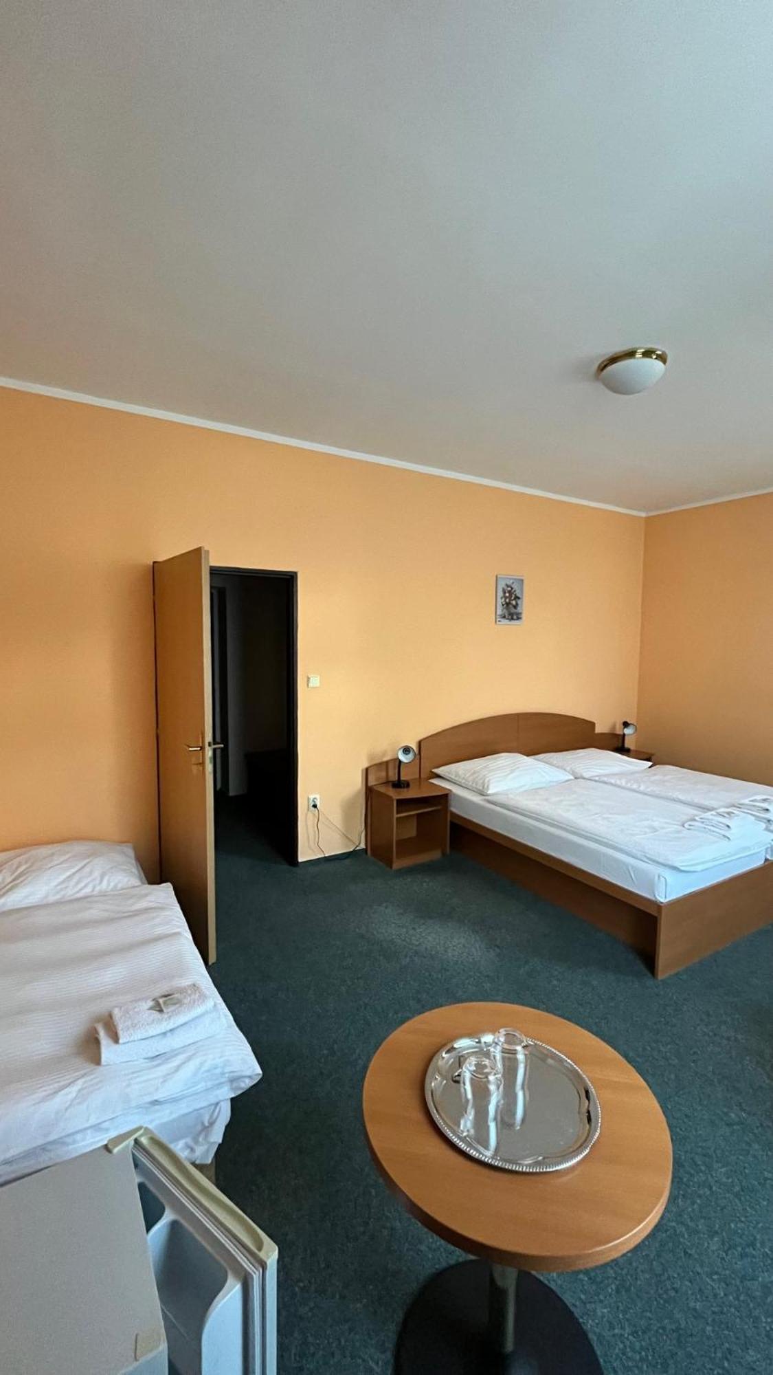 Grandhotel Nový Bor Kültér fotó