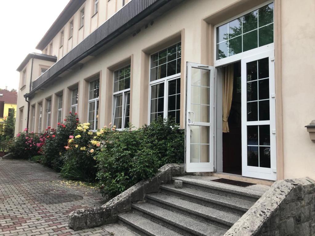 Grandhotel Nový Bor Kültér fotó
