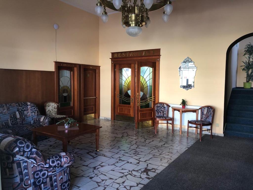 Grandhotel Nový Bor Kültér fotó