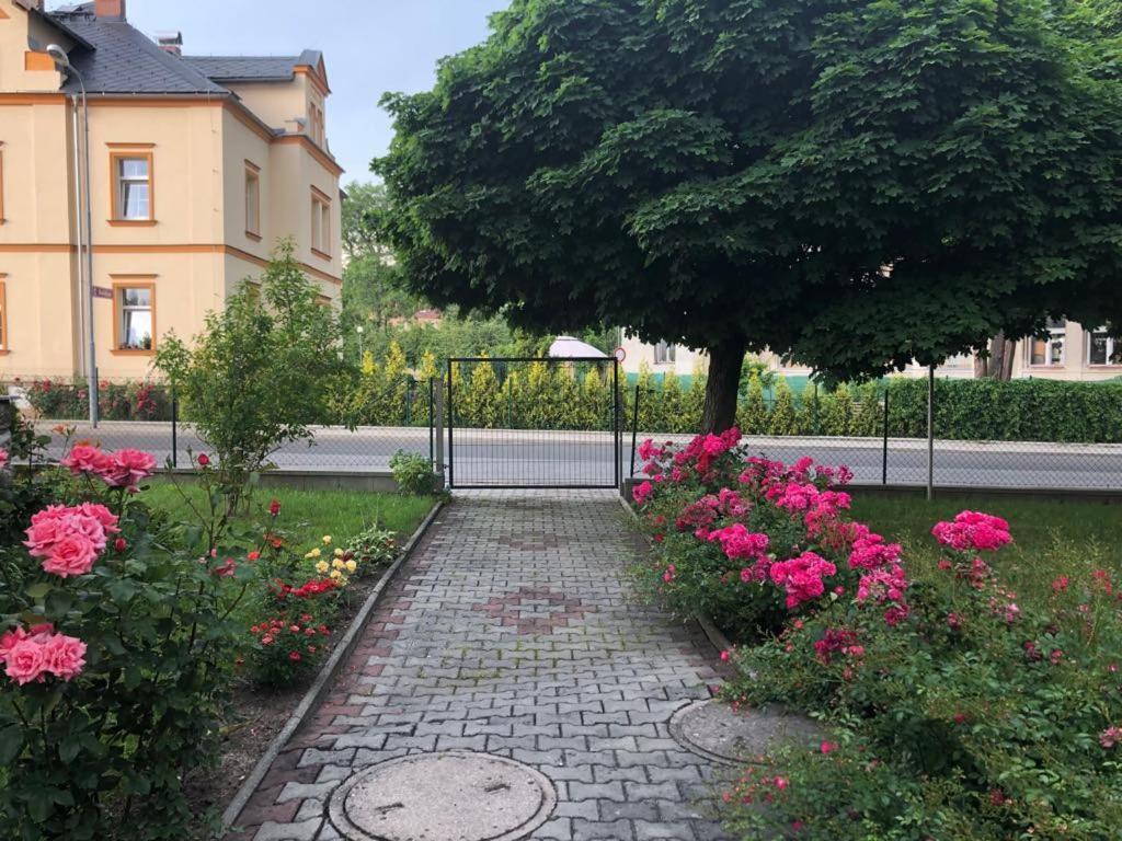 Grandhotel Nový Bor Kültér fotó